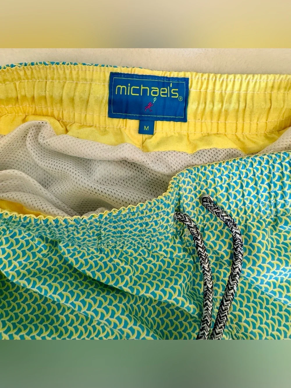 Michael’s Swimwear Swim Trunks - Green/Yellow Pattern Size Medium (32-34 waist)